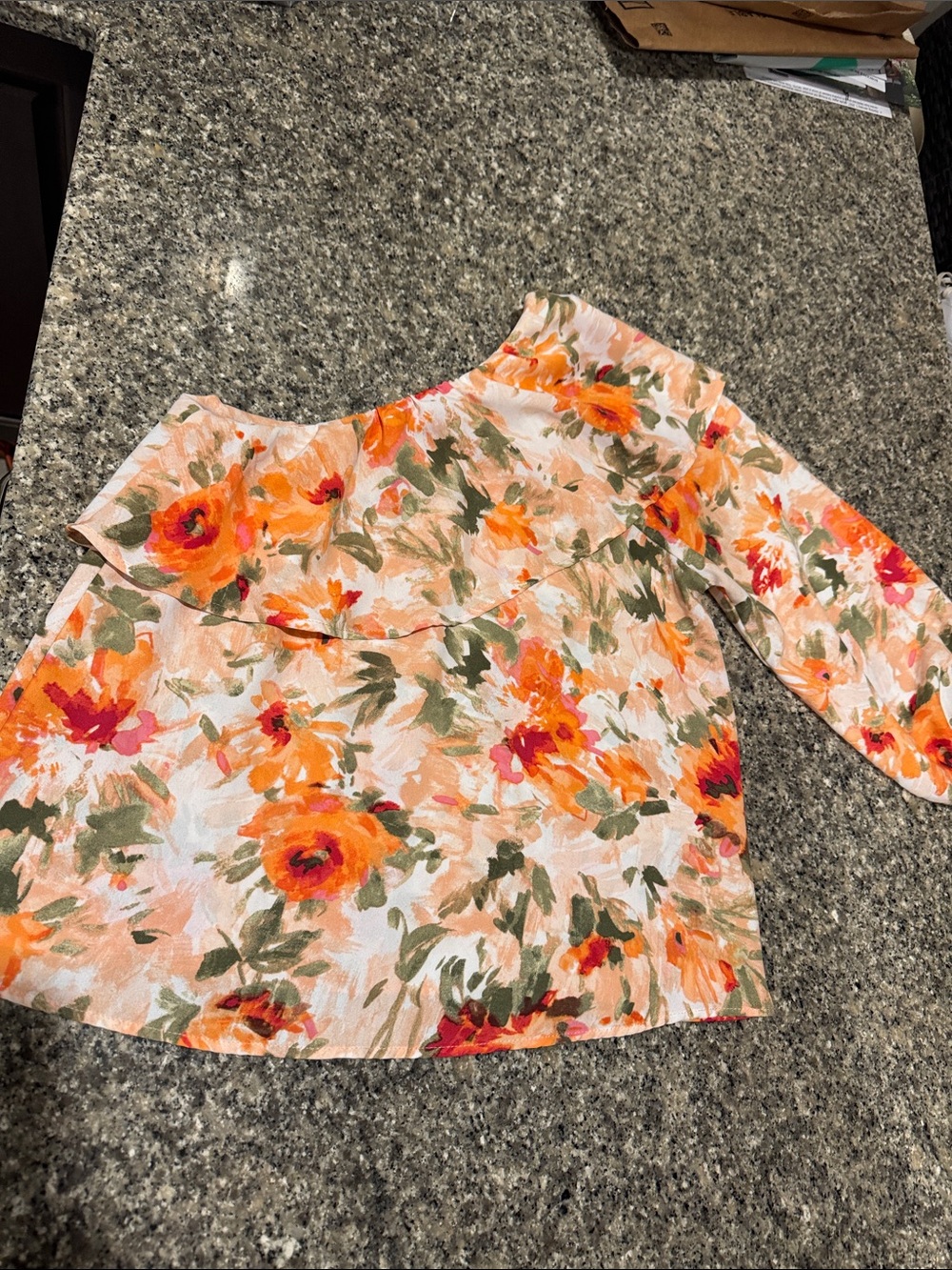 entro Floral one- Shoulder Top in Peach, Orange and Green